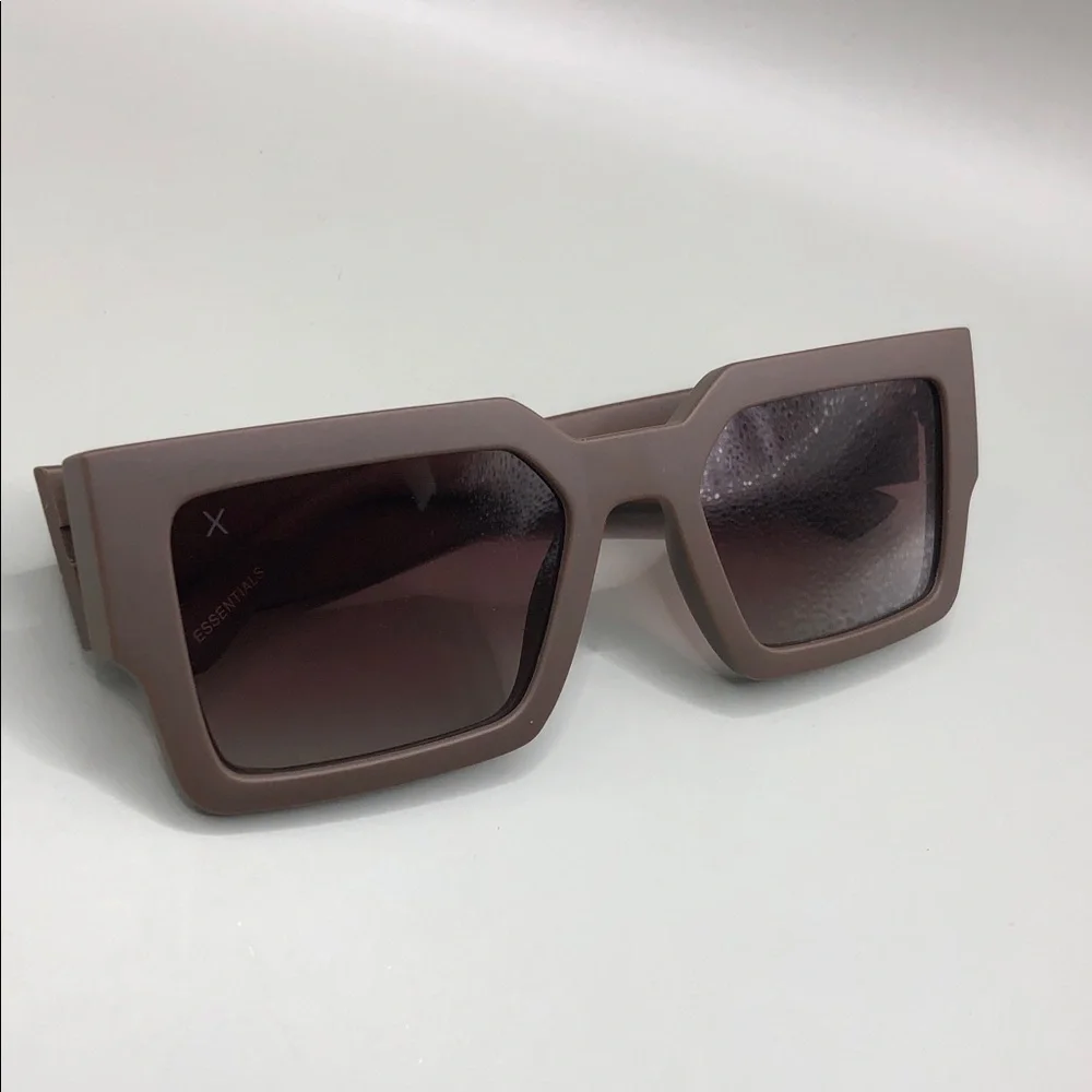 Dime Optics Sunset Sunglasse Square Gradeint Lens Sharp Cat Eye Frame Brown